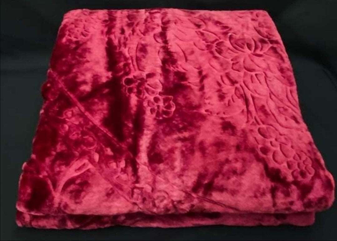 1 Ply Mink Blanket Queen Size  The Beautiful Red 1 Ply 