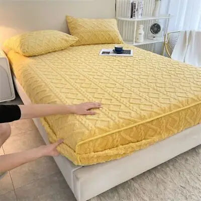 Geometric Fleece Mattress Protector 3 Piece  The Beautiful Queen Yellow 