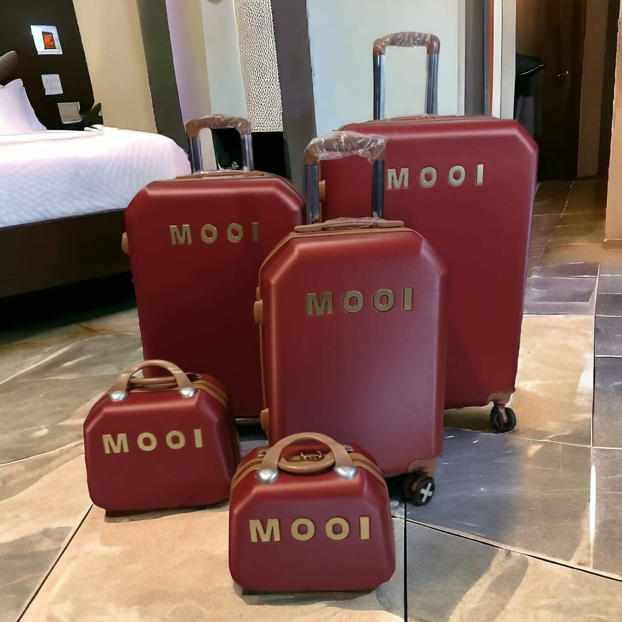 SMTE-Quality Luggage Suitcase Hardshell Mooistar 5 Piece  The Beautiful Maroon  