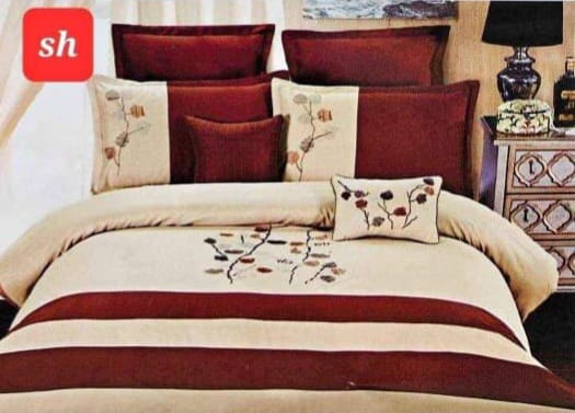 17 Piece Comforter set  The Beautiful  Maroon  