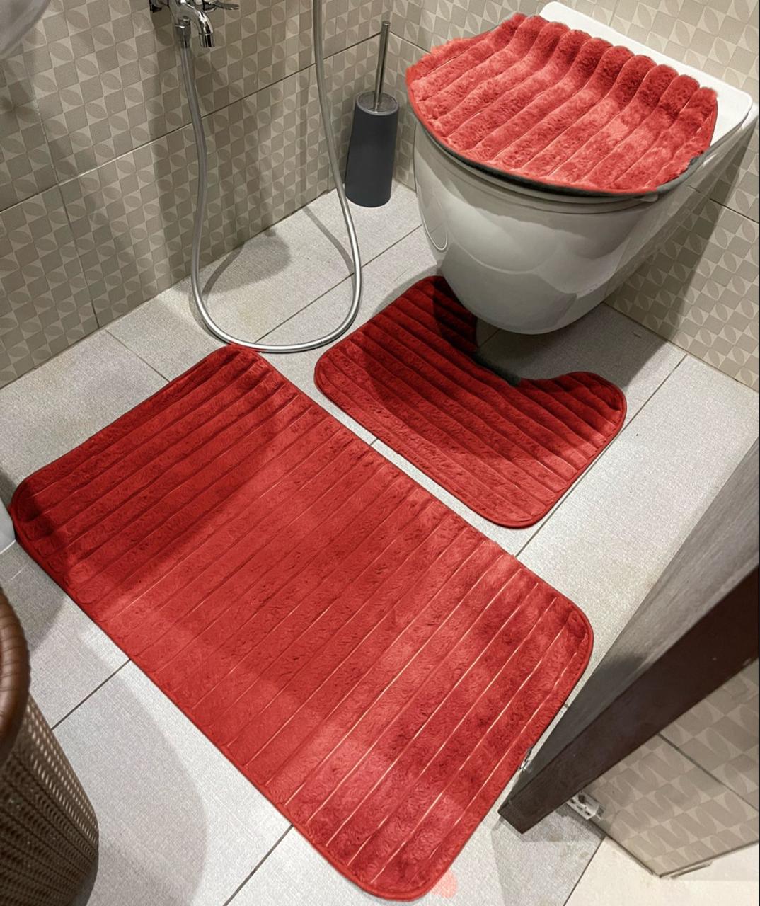 3 Piece Ribbed Soft Toilet Set  The Beautiful Red  