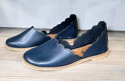 Ladies low Flower Cut Shoes  The Beautiful  3 Navy 