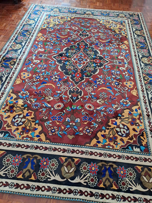 Persian Look Carpet 1.6m x 2.3m  The Beautiful   