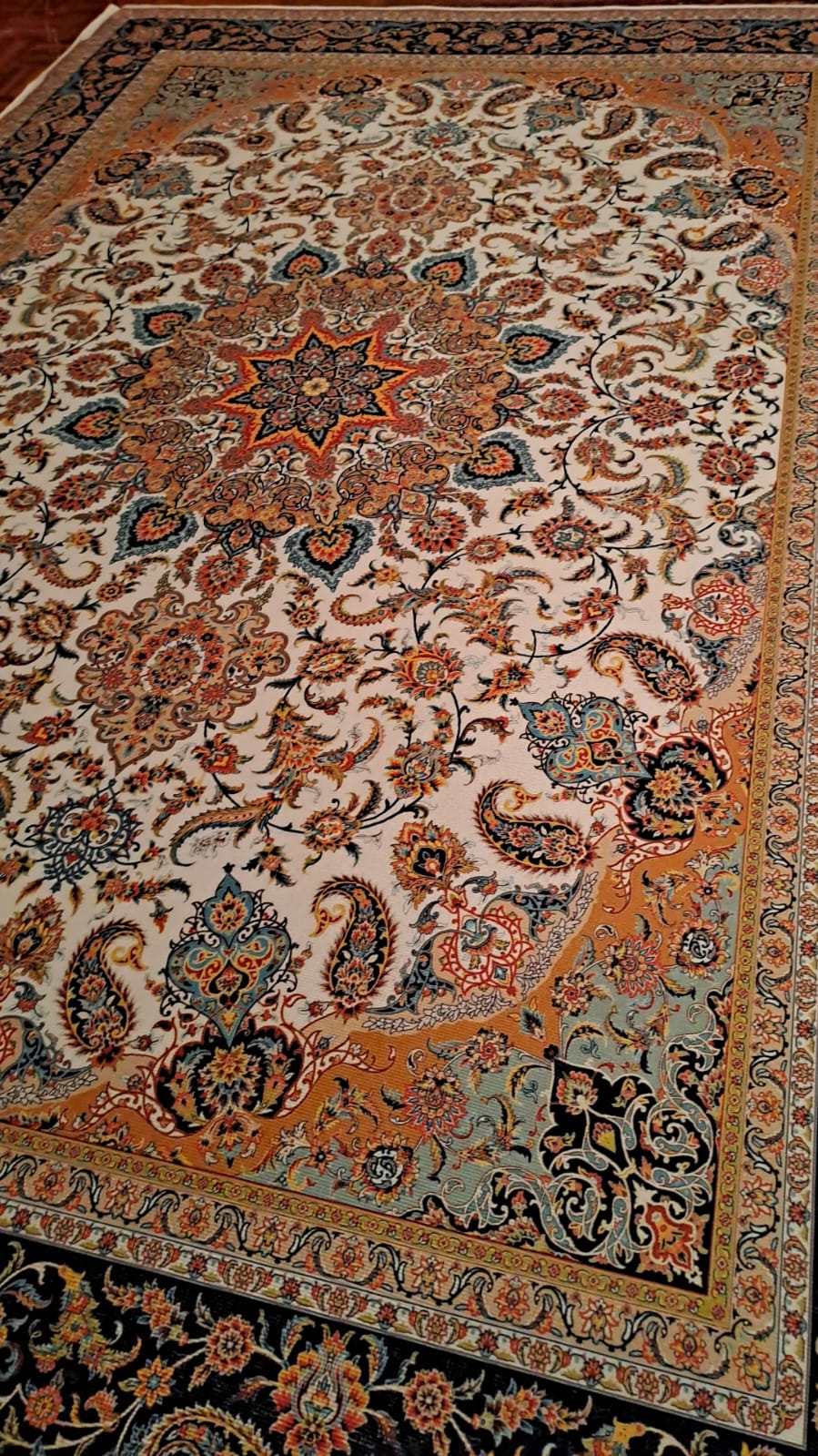 Persian Look Carpet 1.6m x 2.3m  The Beautiful   